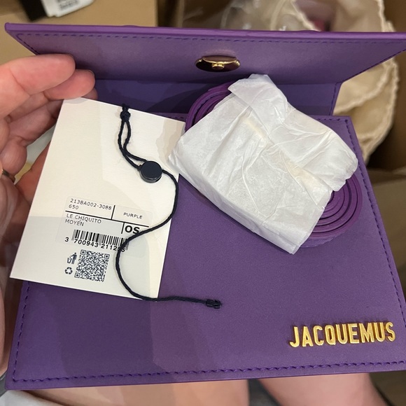 Jacquemus "Le Chiquito Moyen" top handle bag in calf leather NWT purple - Picture 6 of 10